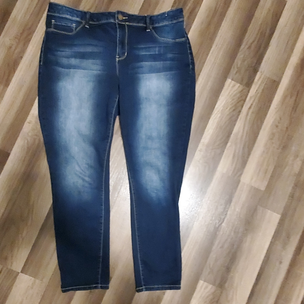 EUC YMI USA Mid Rise Jean's